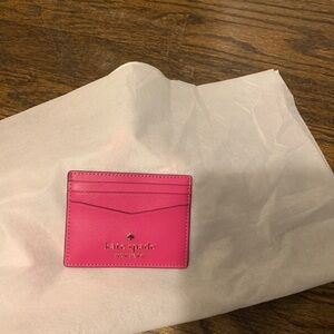 Kate Spade New York NWOT Staci Small Slim Card Holder in Deep Hibiscus